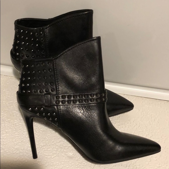 Kenneth Cole Bon Always Stiletto ankle Boot 8 NWOB - Picture 2 of 9
